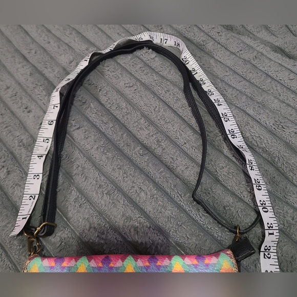 Vegan Geometric Aztec Pattern Women's Cluch With Removeable Cross Body Straps - Picture 8 of 8